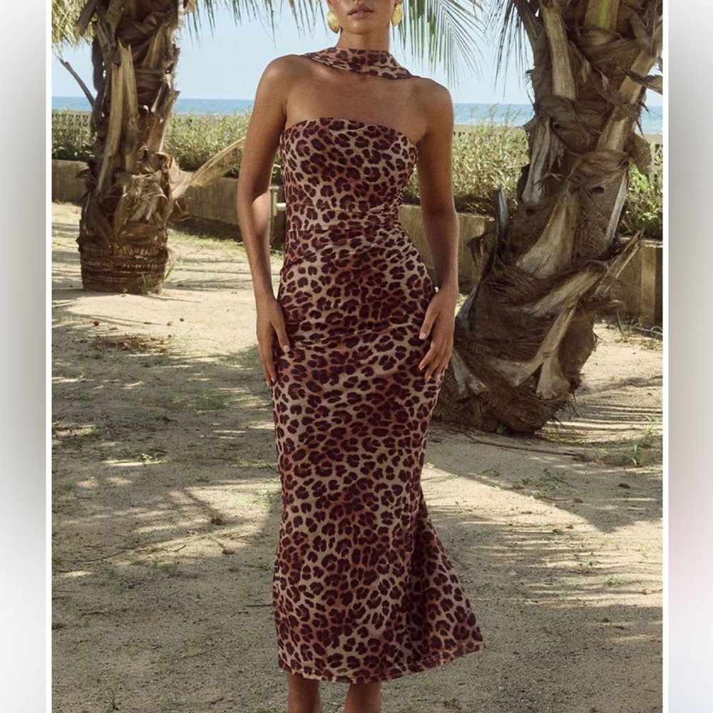 Runaway the Label Antonie Leopard Midi Dress